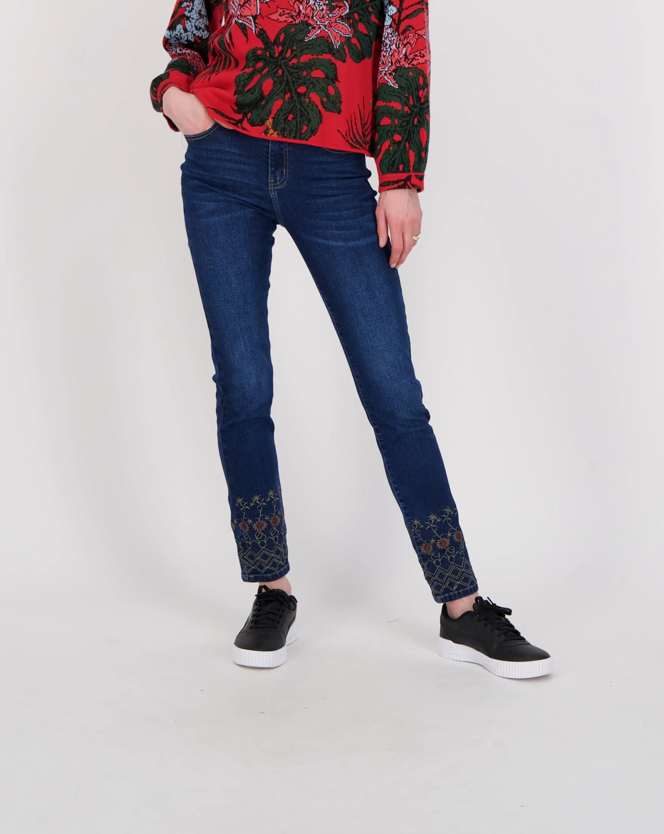 Embroidered Hem Jean