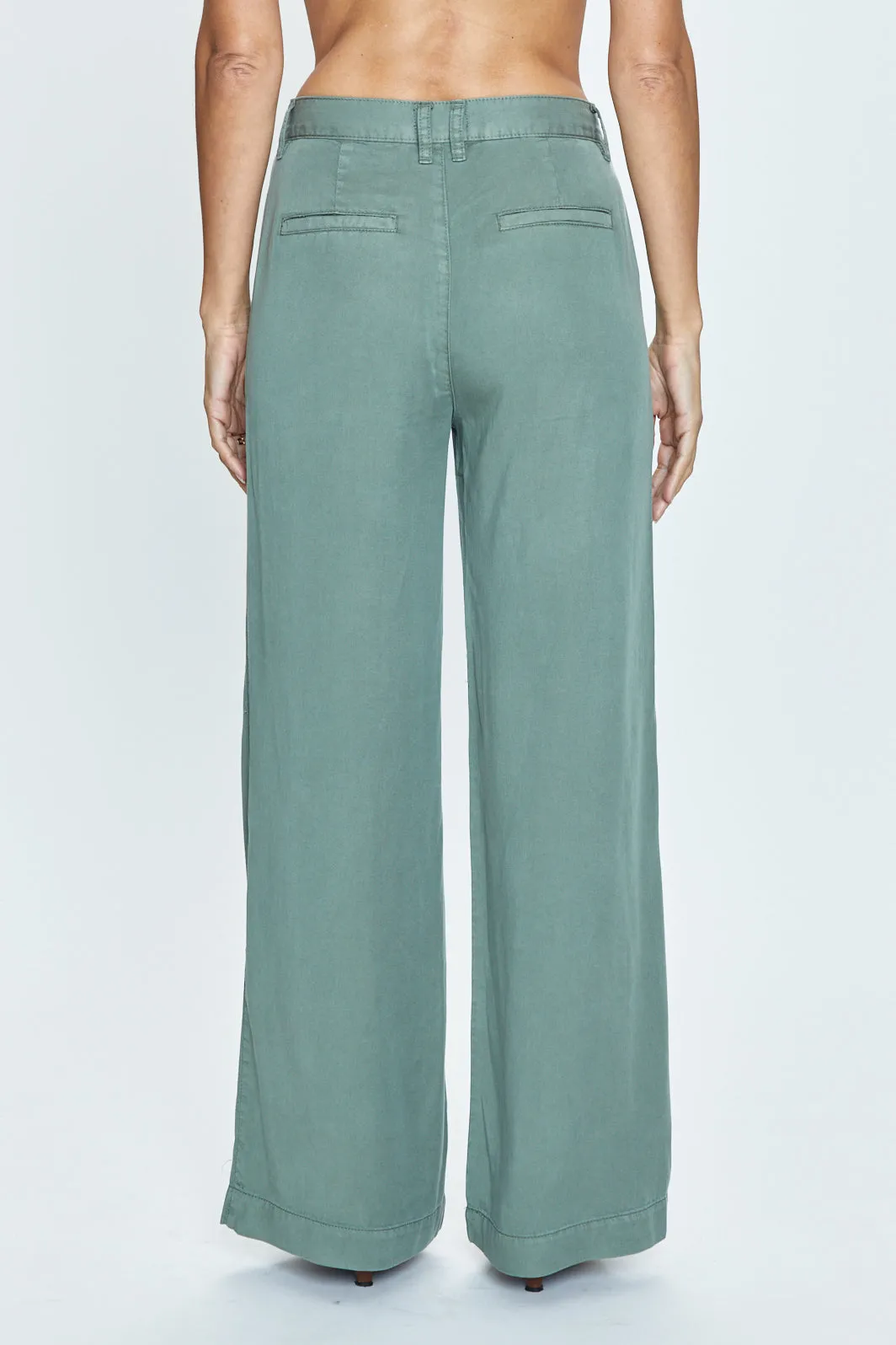 Jadyn Low Slung Palazzo Pant | Olivine Wash