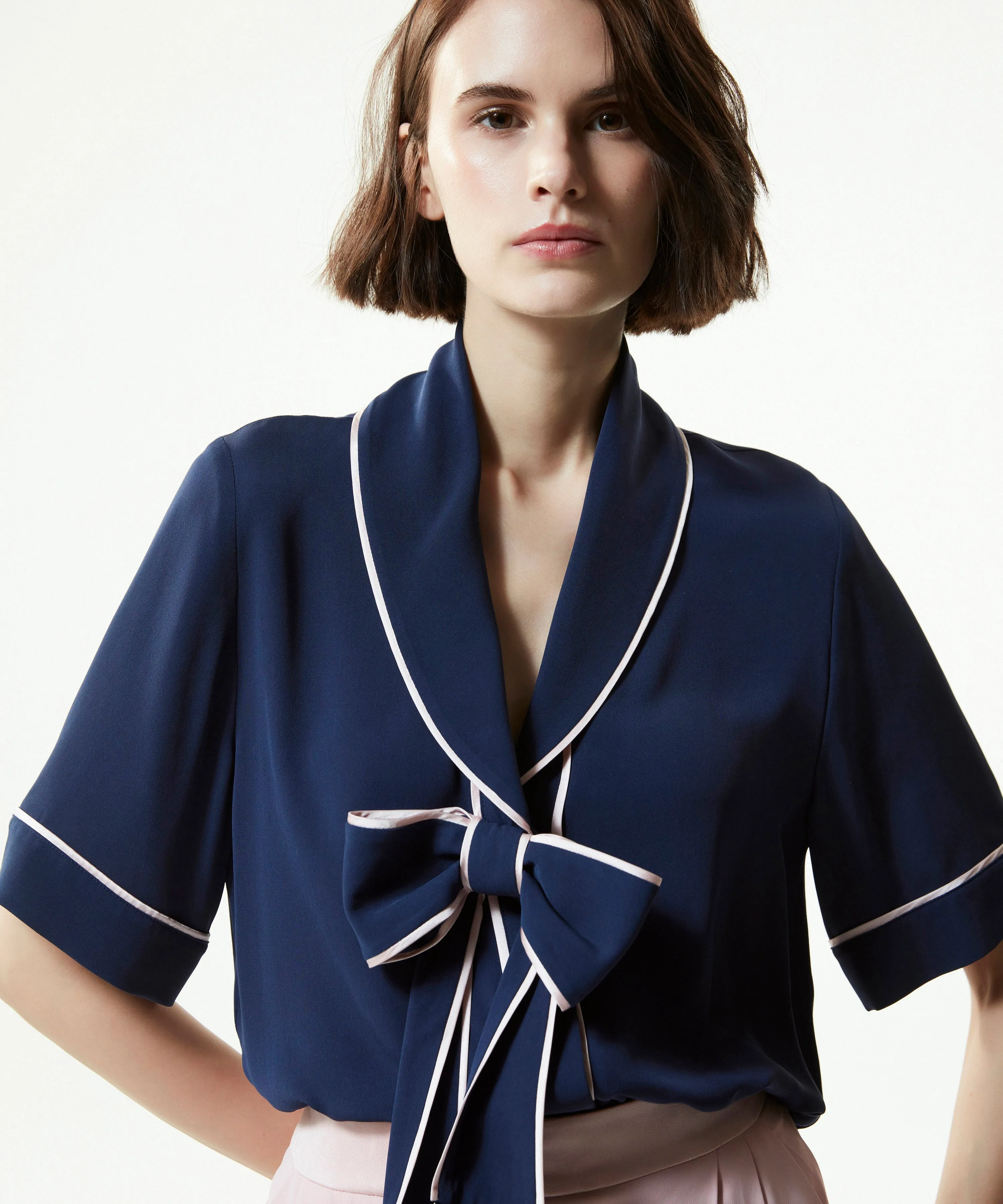 Machka Contrast Piping Silk Blouse Navy Blue