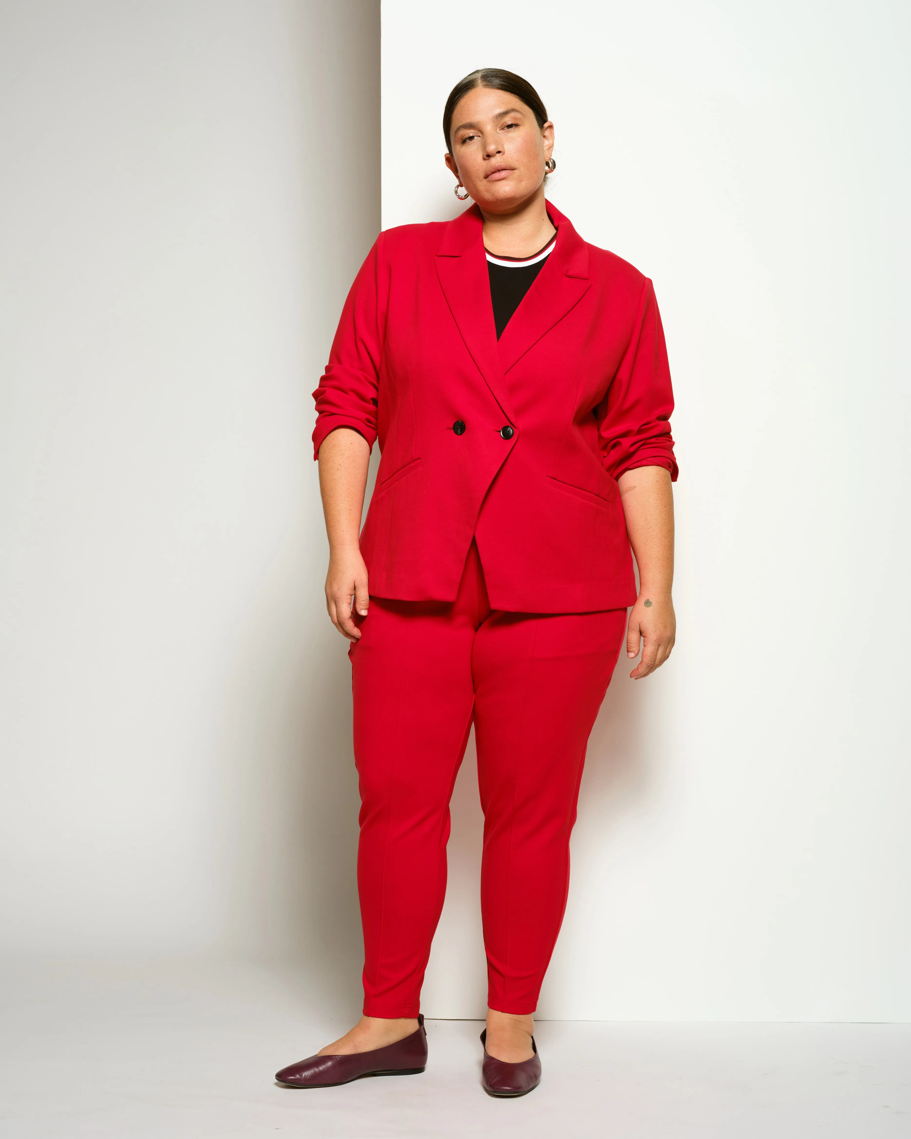 Minimalist Moro Pintuck Pocket Ponte Pants - Vermilion Red