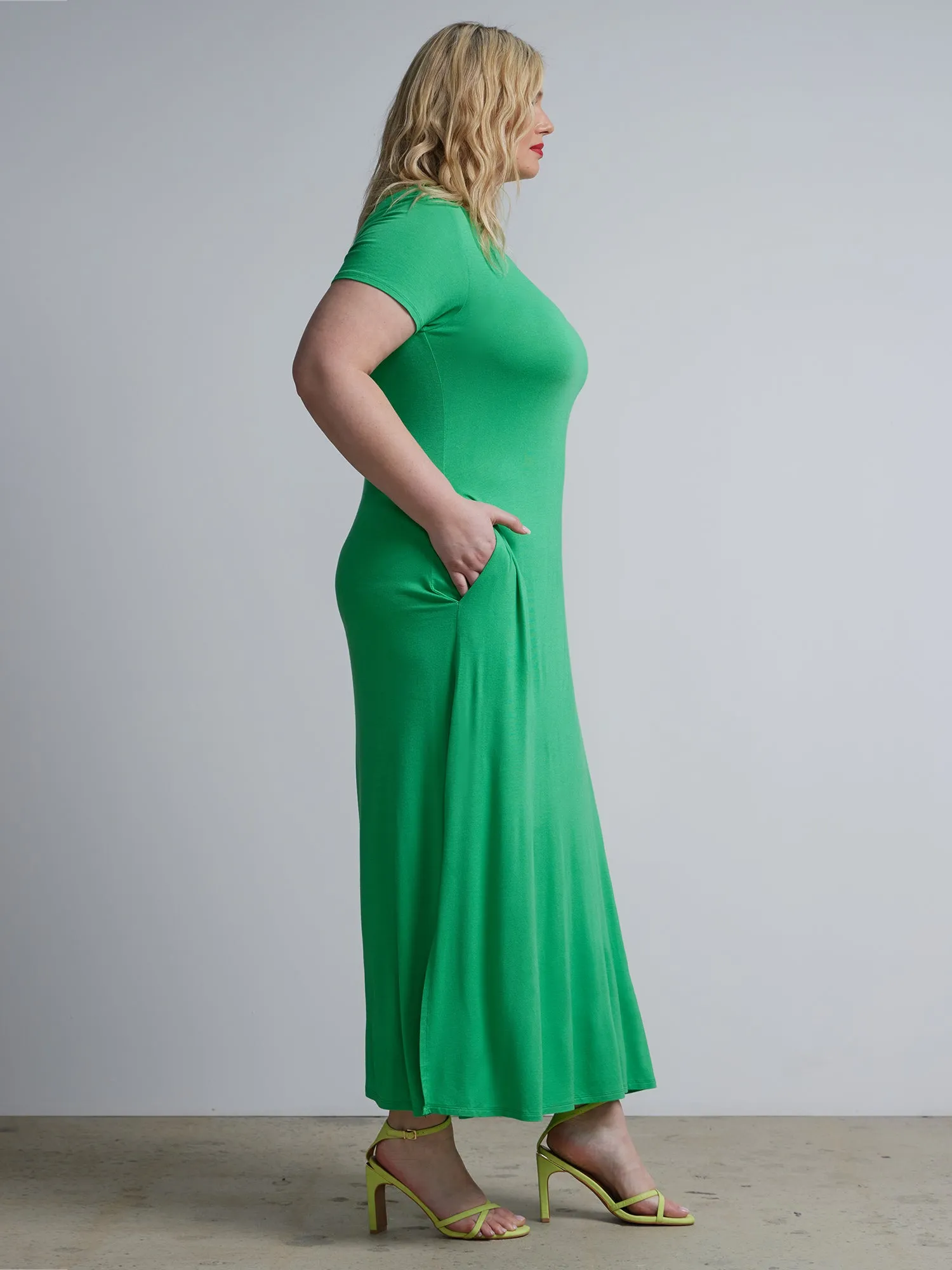 Plus T-Shirt Side-Slit Maxi Dress